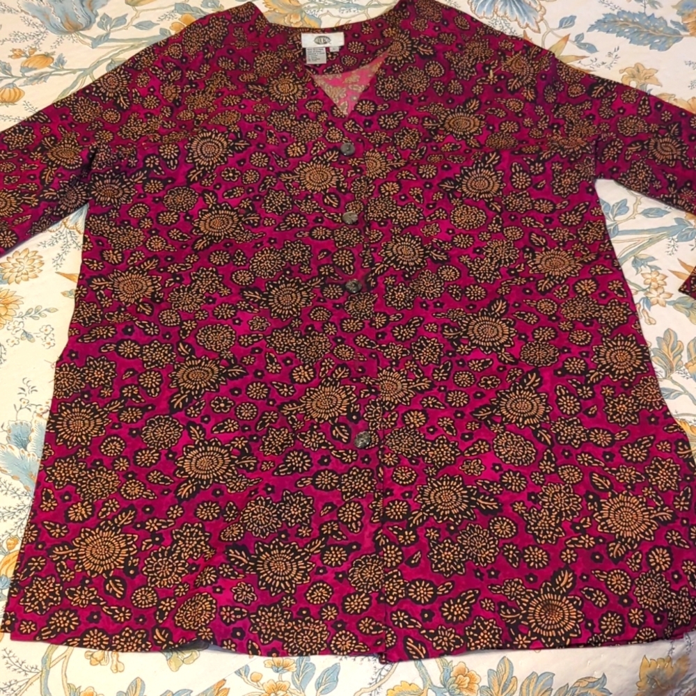 Silk shirt/jacket size Large